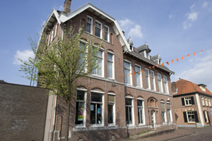 130503-019